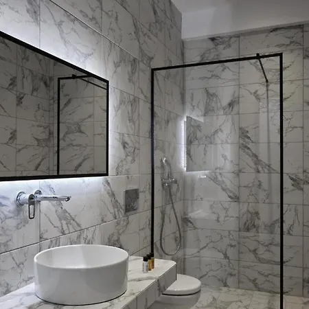 Christy فيلة بسارو