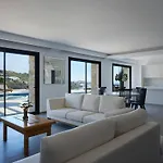 Christy Villa Psarrou